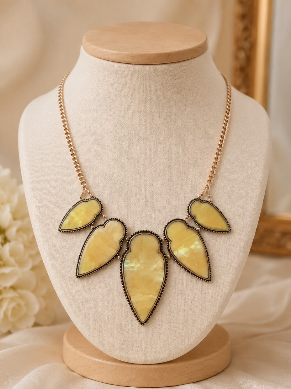 Whimsigoth Y2k Womens Yellow Pearlescent Statement Pendant Gold Tone Necklace
